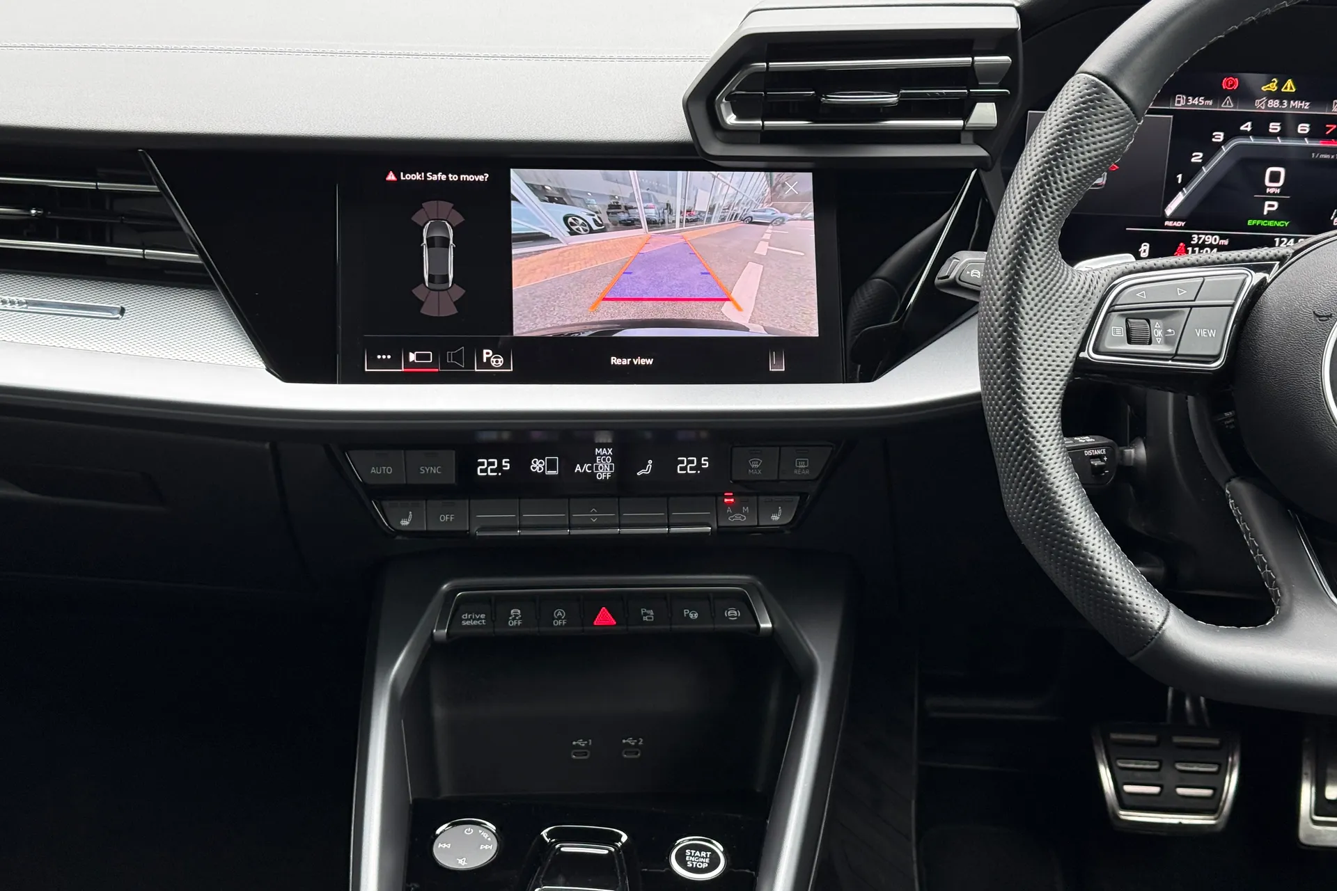 Audi A3 thumbnail image number 35