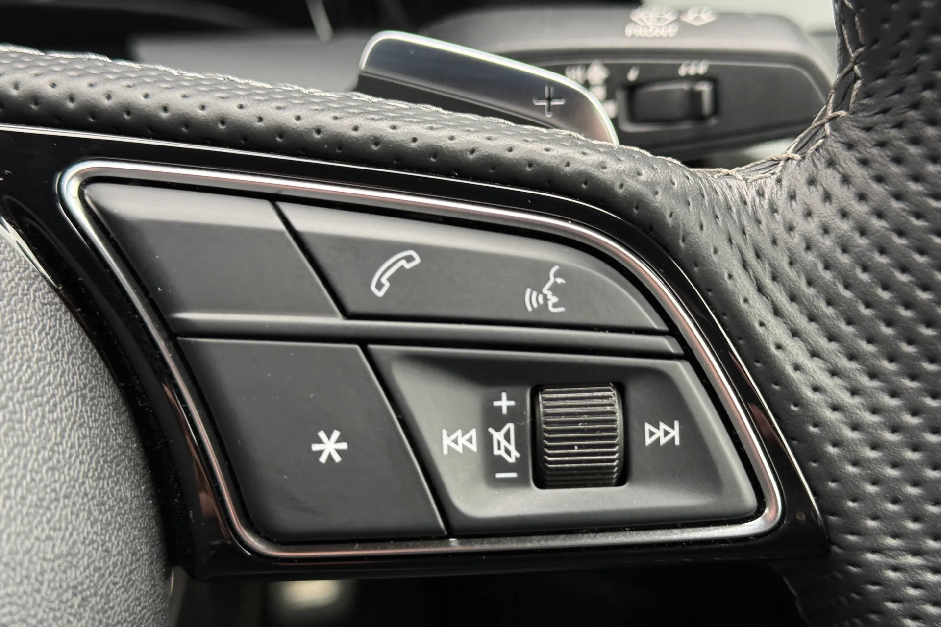 Audi A3 thumbnail image number 14