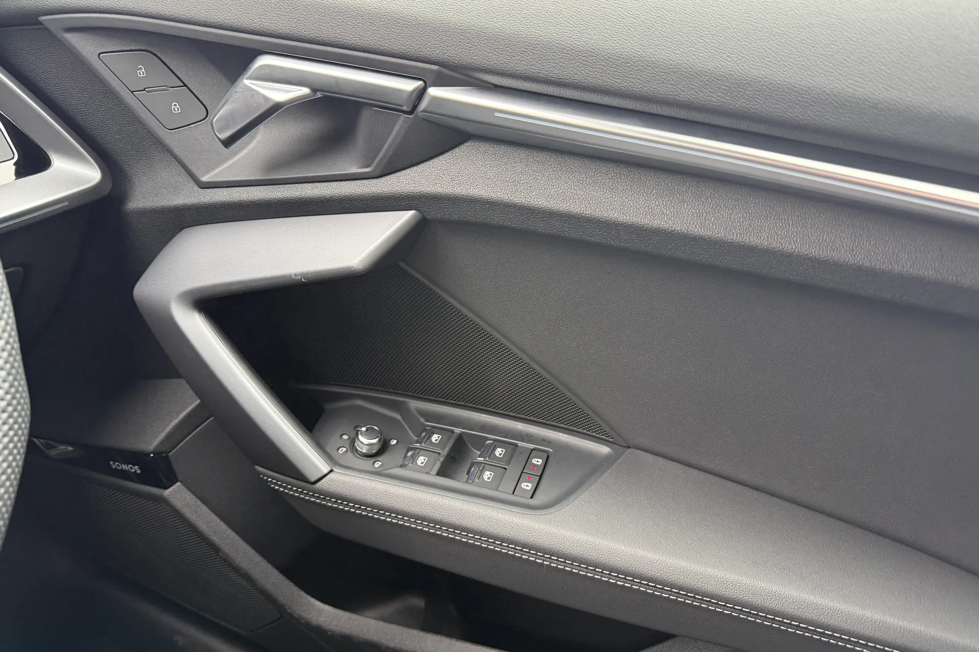 Audi A3 thumbnail image number 24