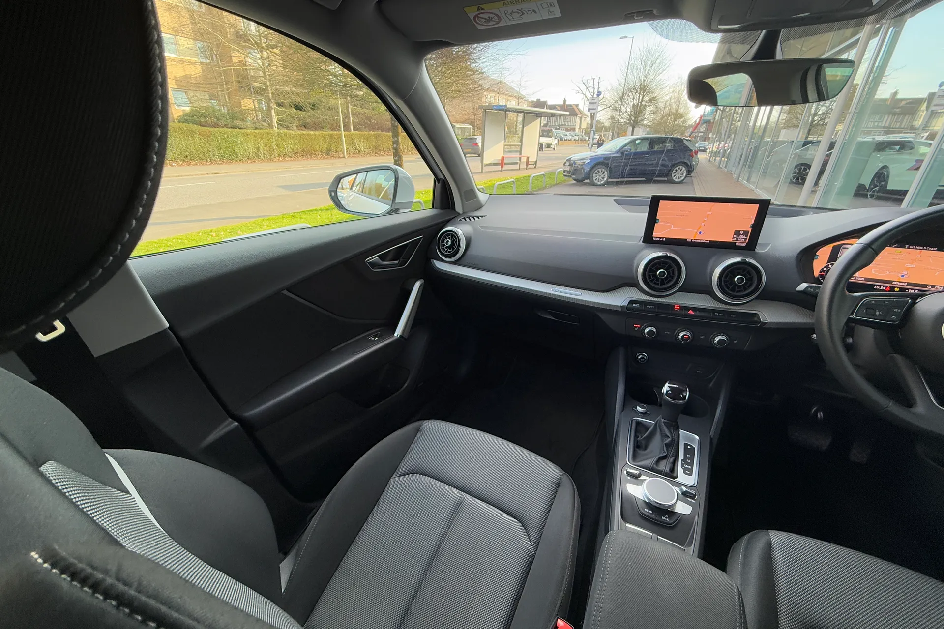 Audi Q2 thumbnail image number 40