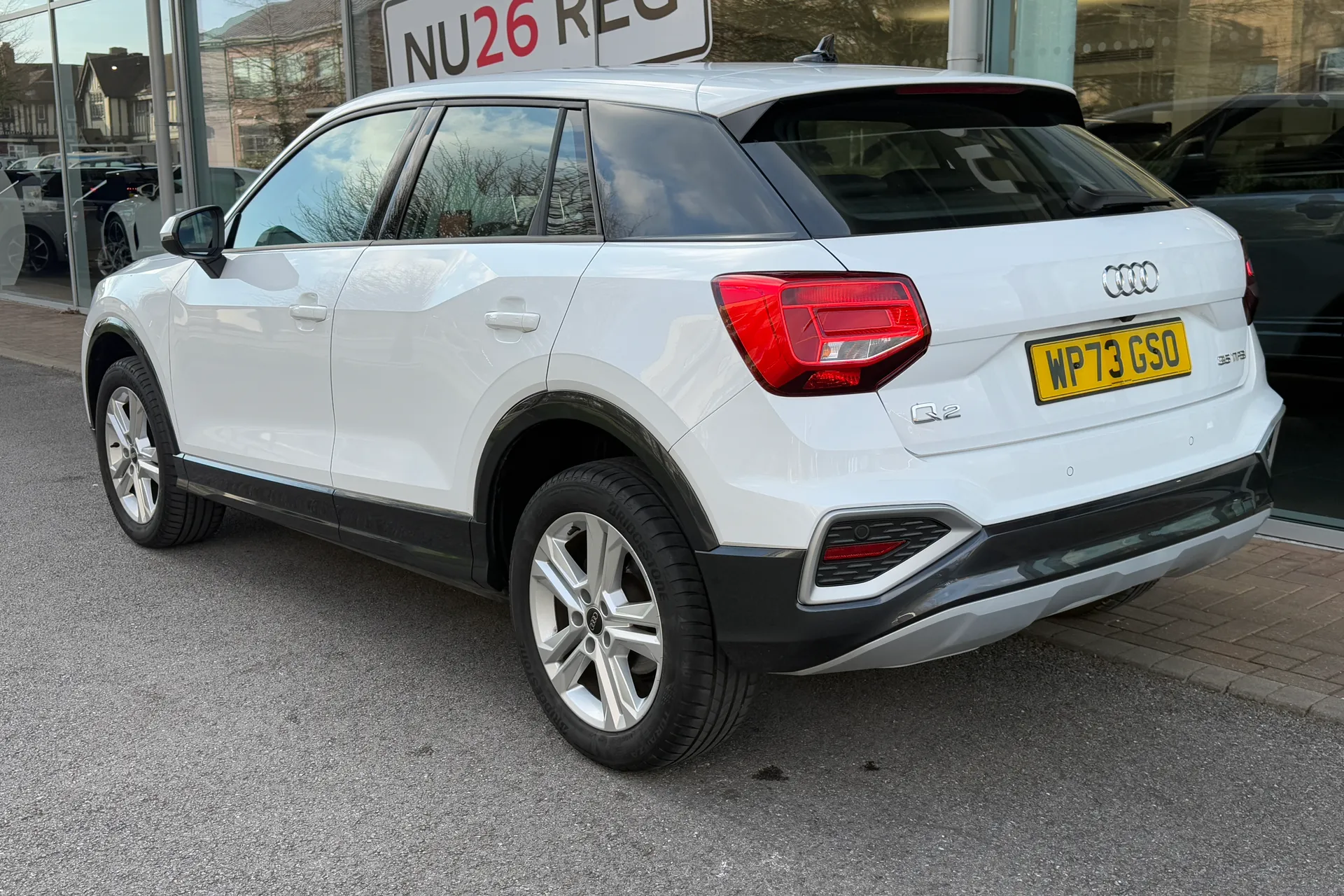 Audi Q2 thumbnail image number 9