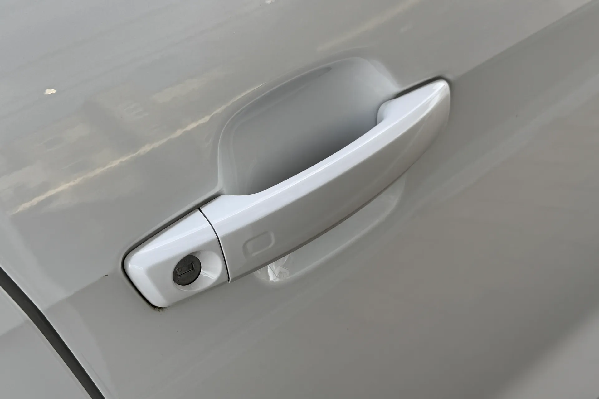 Audi Q2 thumbnail image number 32