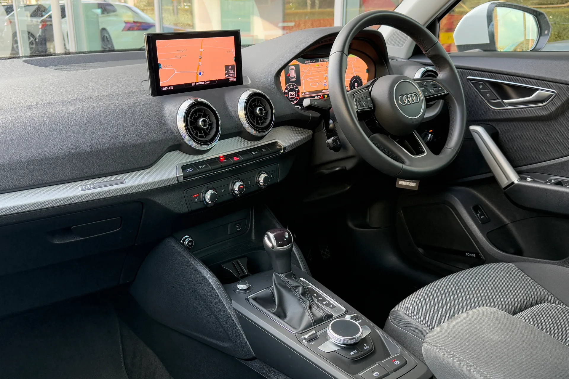 Audi Q2 thumbnail image number 48