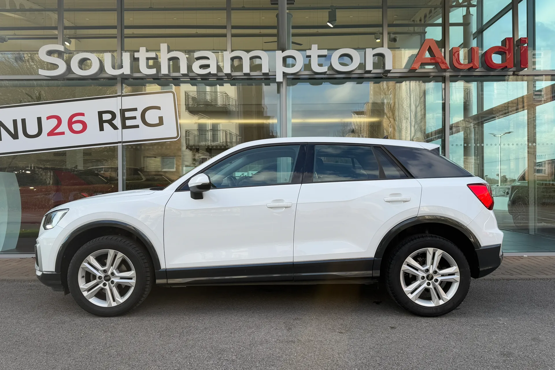 Audi Q2 thumbnail image number 50