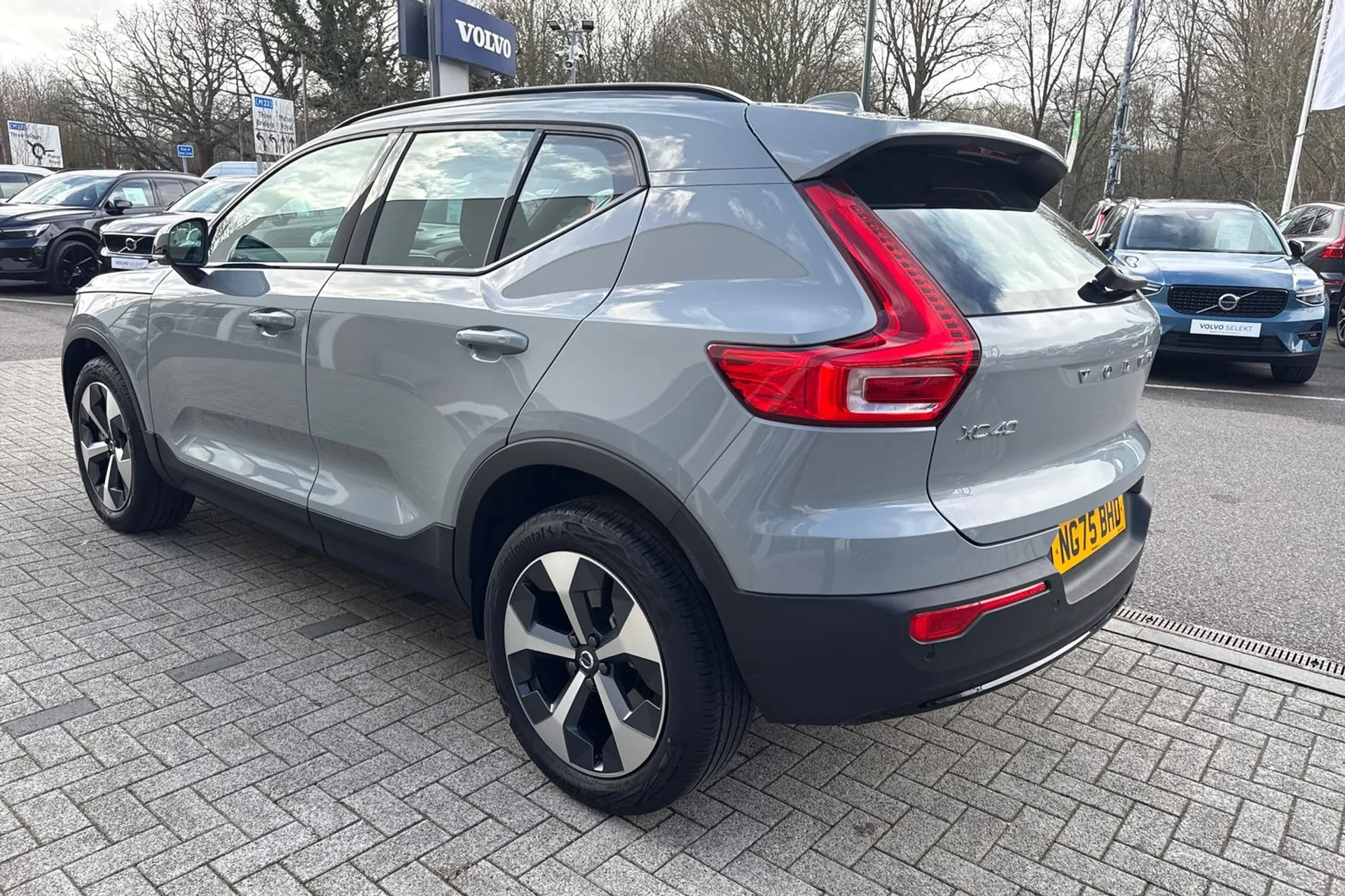 Volvo XC40 thumbnail image number 10