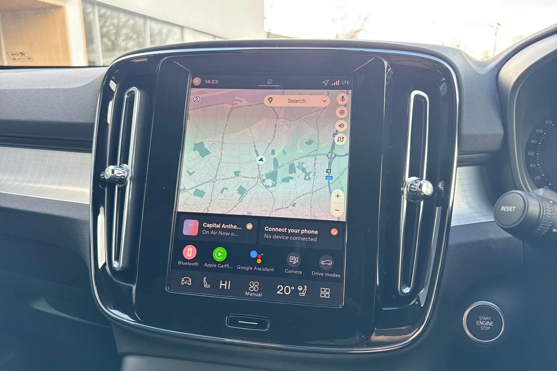 Volvo XC40 thumbnail image number 5