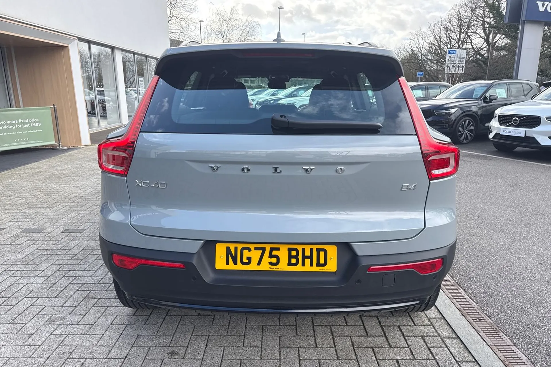 Volvo XC40 thumbnail image number 9