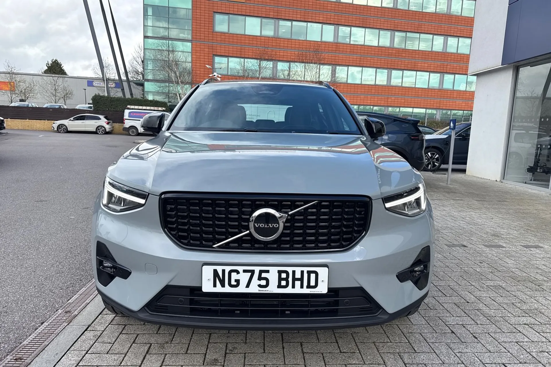 Volvo XC40 thumbnail image number 13