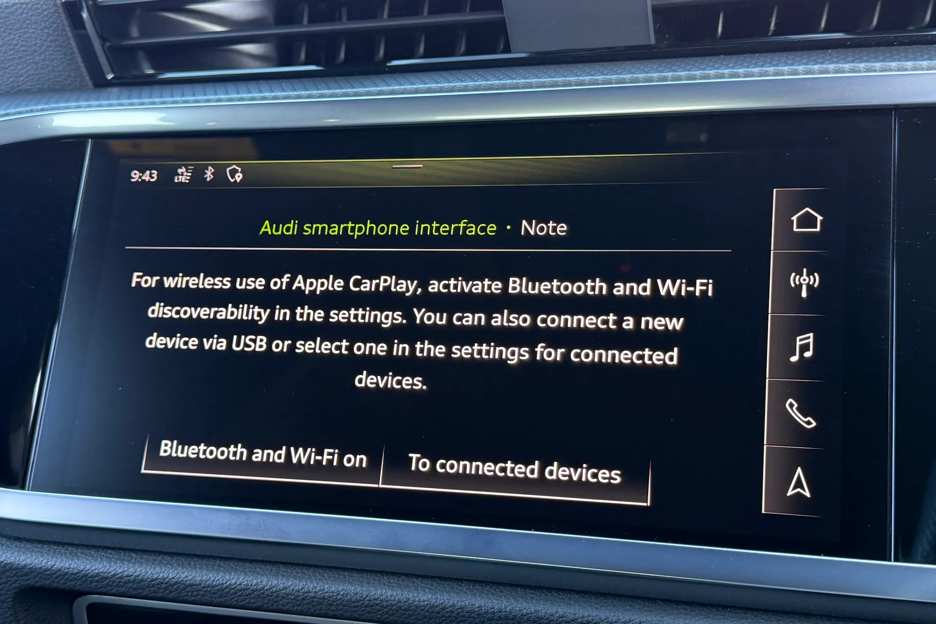 Audi Q3 thumbnail image number 11