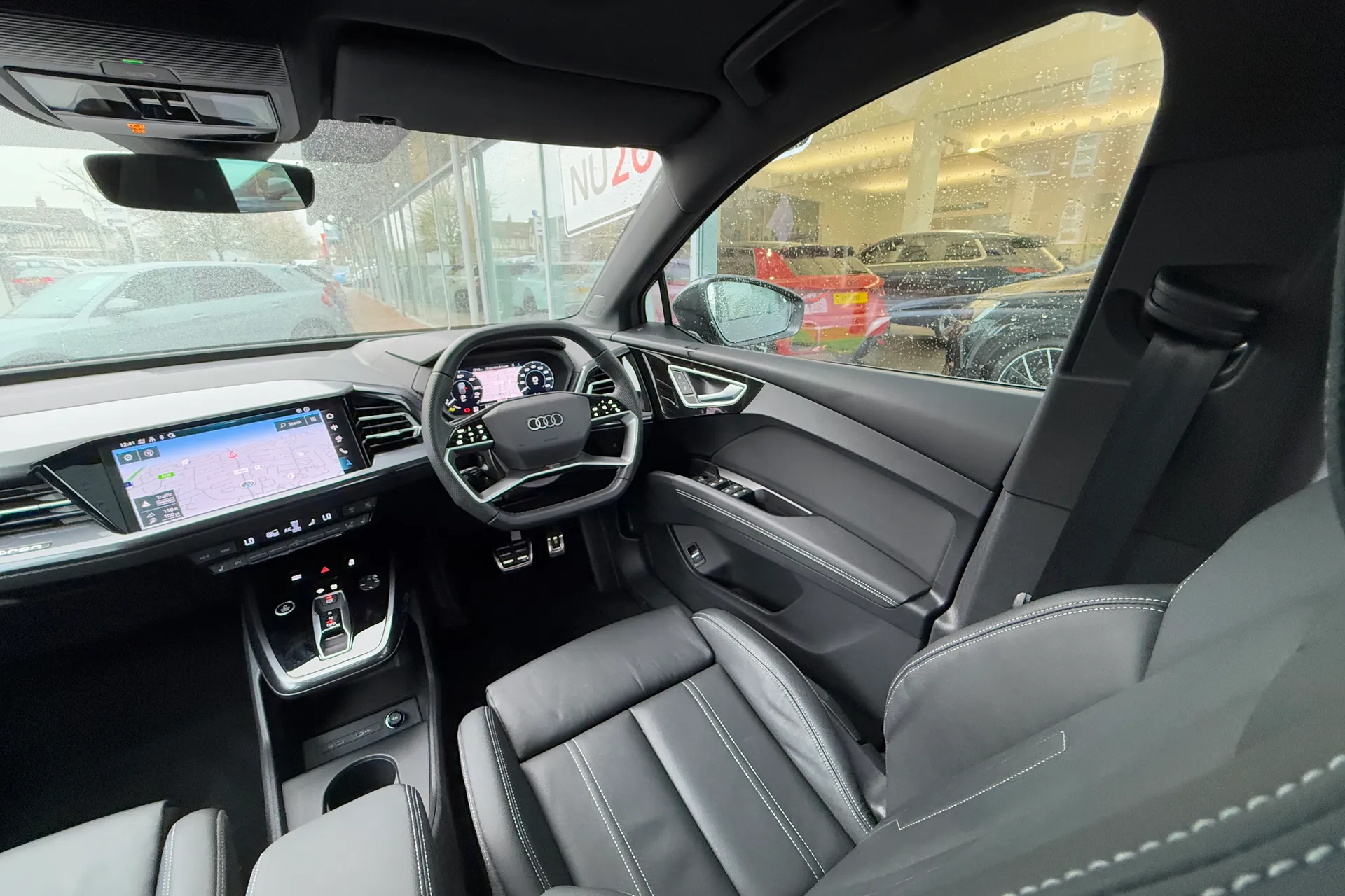 Audi Q4 thumbnail image number 42