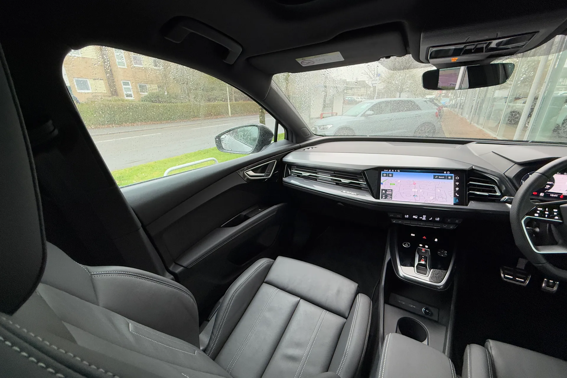 Audi Q4 thumbnail image number 43