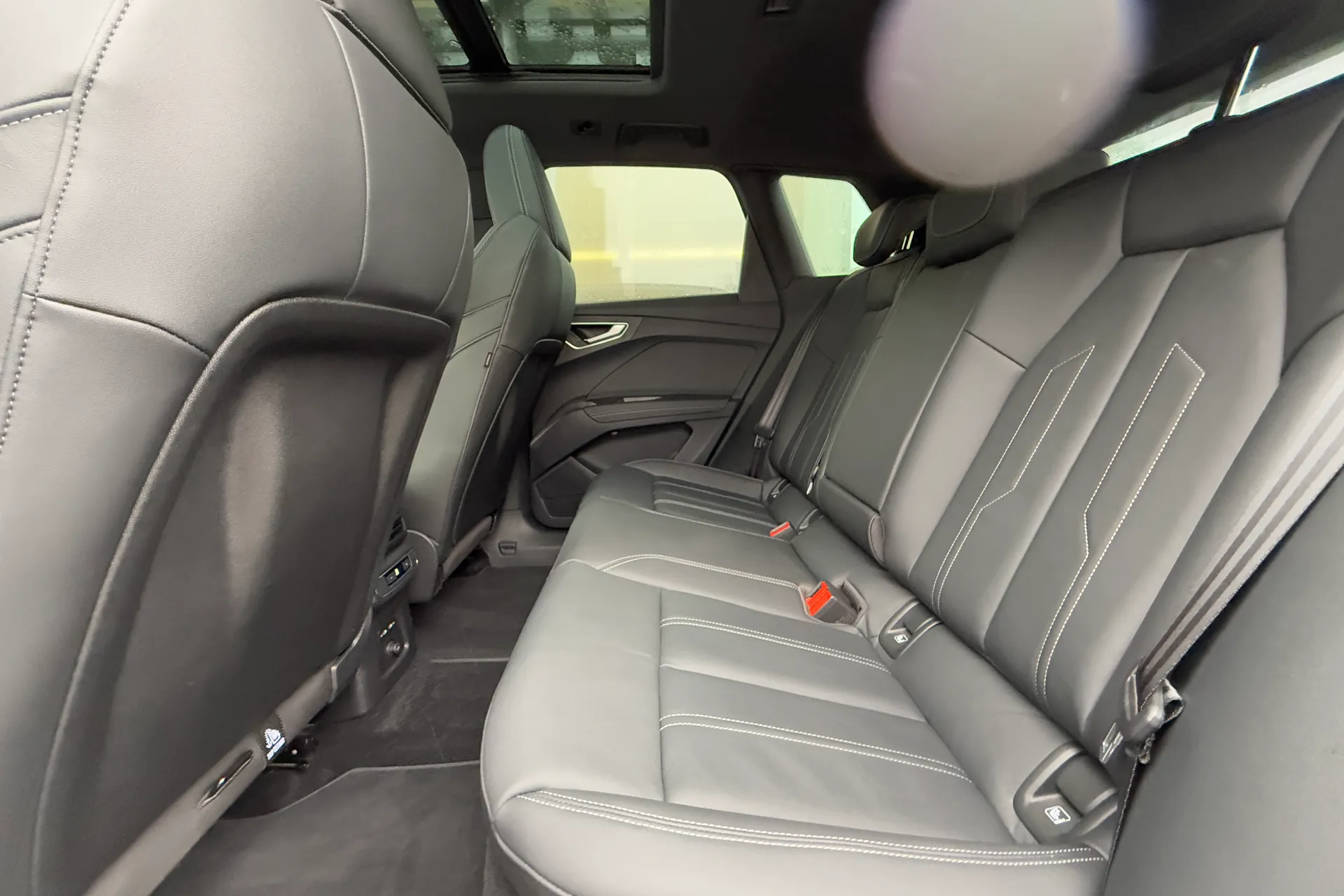 Audi Q4 thumbnail image number 50