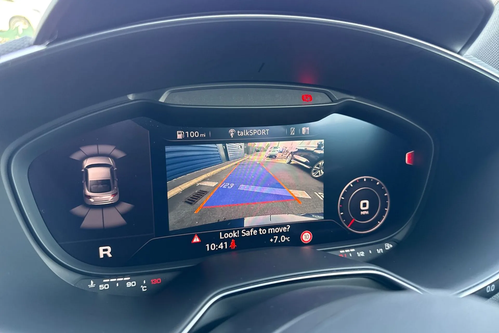 Audi TT thumbnail image number 6