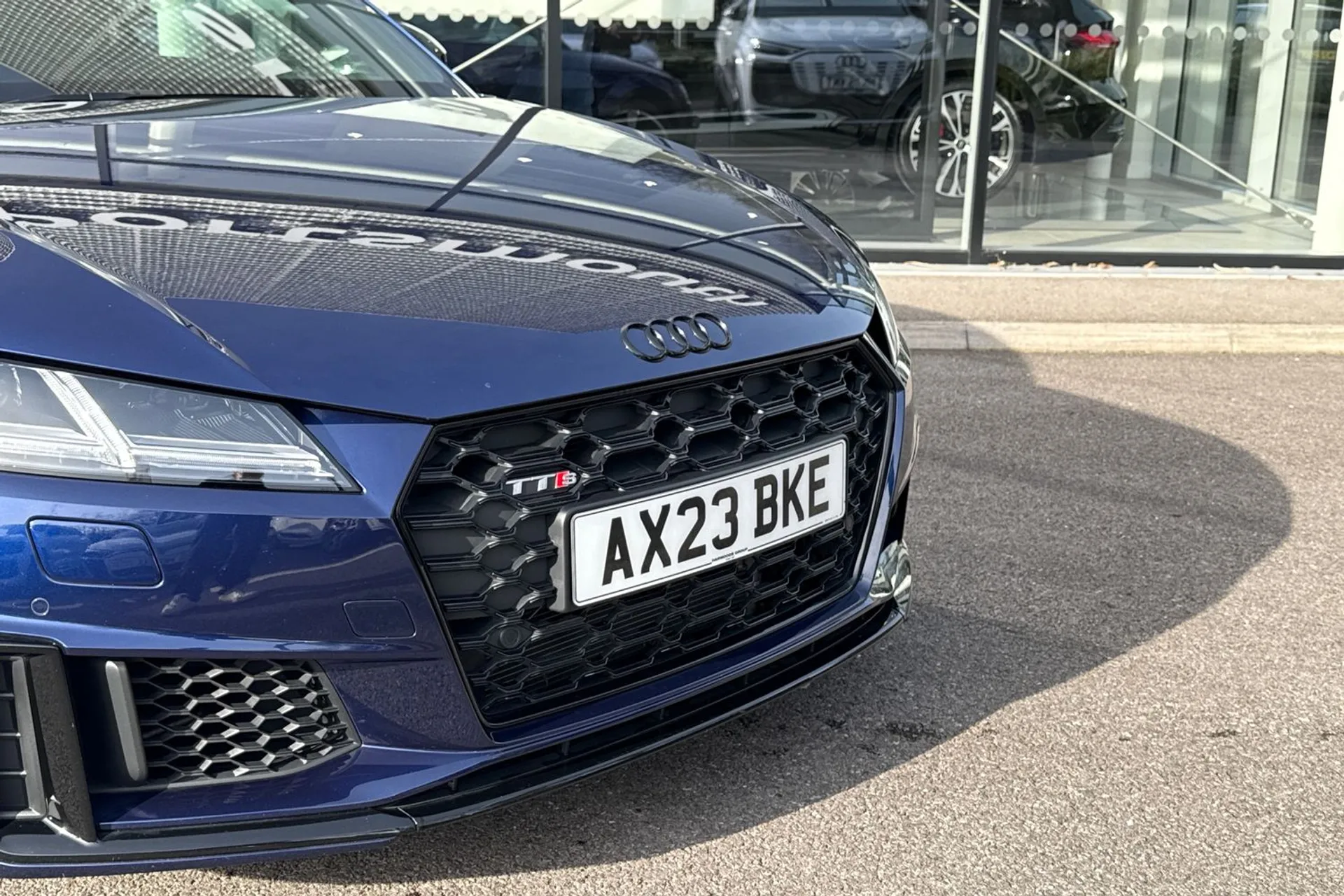 Audi TT thumbnail image number 12