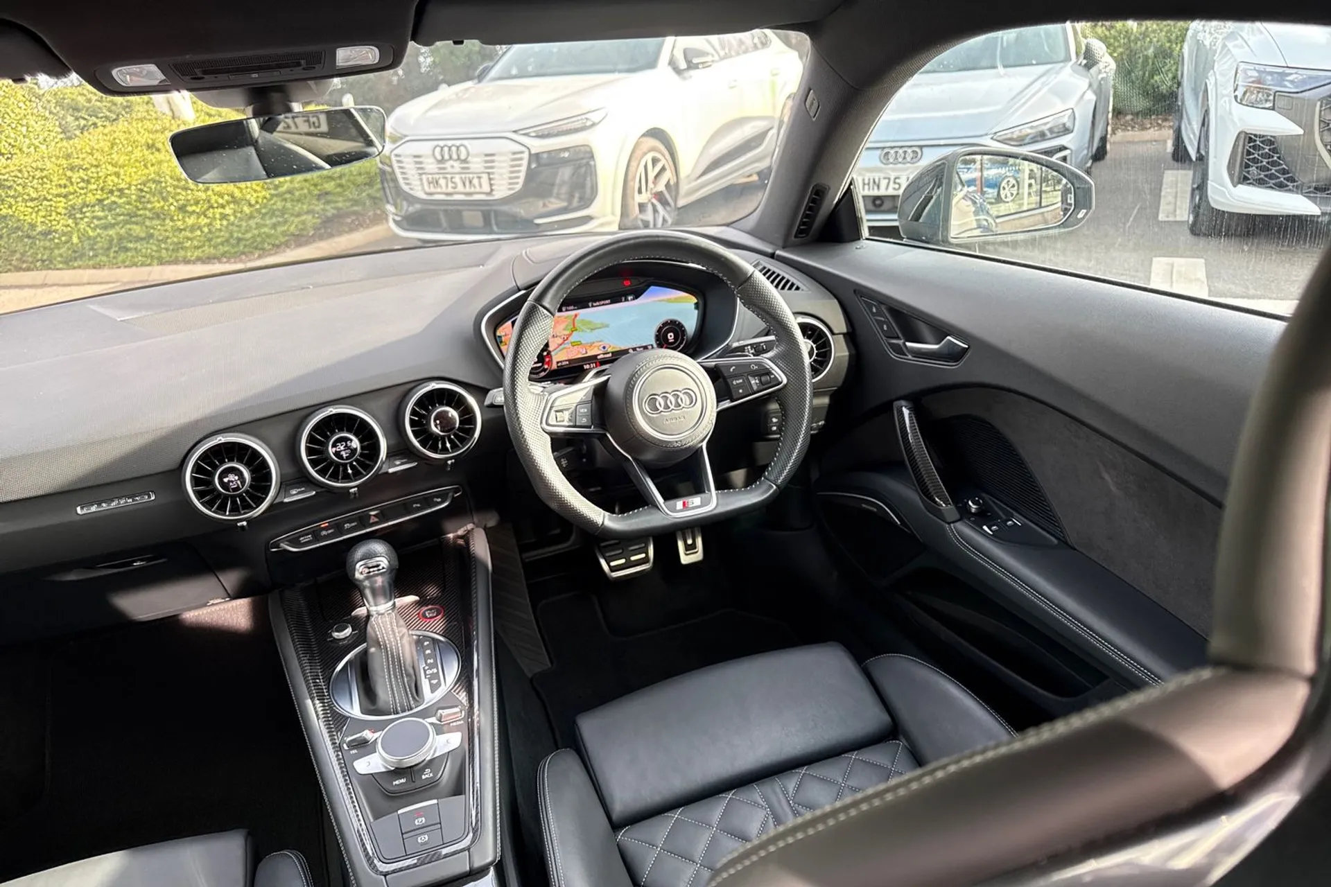 Audi TT thumbnail image number 51