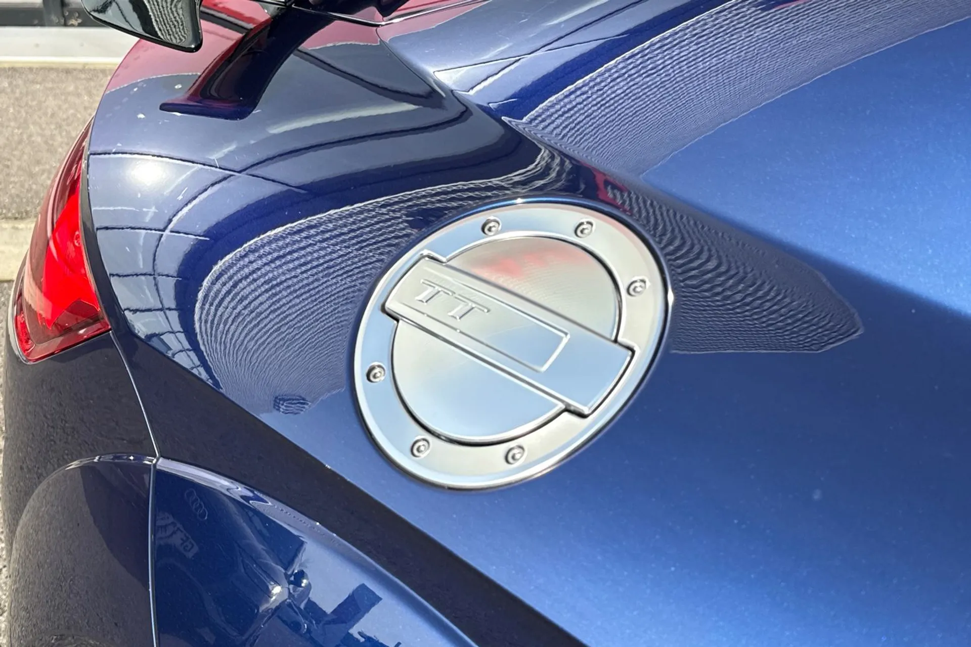 Audi TT thumbnail image number 32