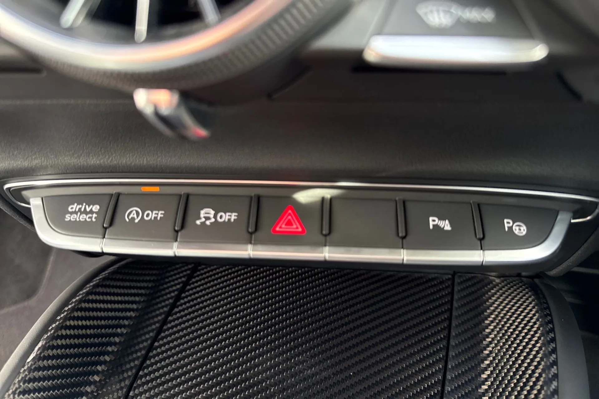 Audi TT thumbnail image number 15