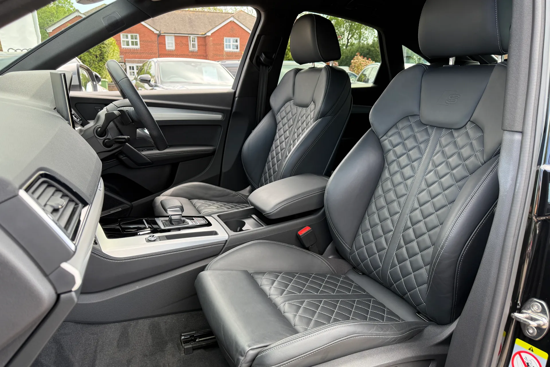 Audi Q5 thumbnail image number 33