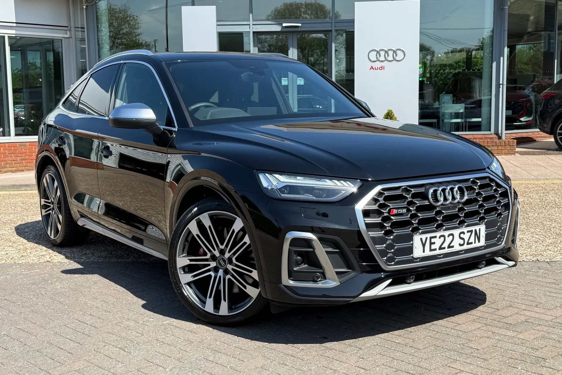 Audi Q5 thumbnail image number 27