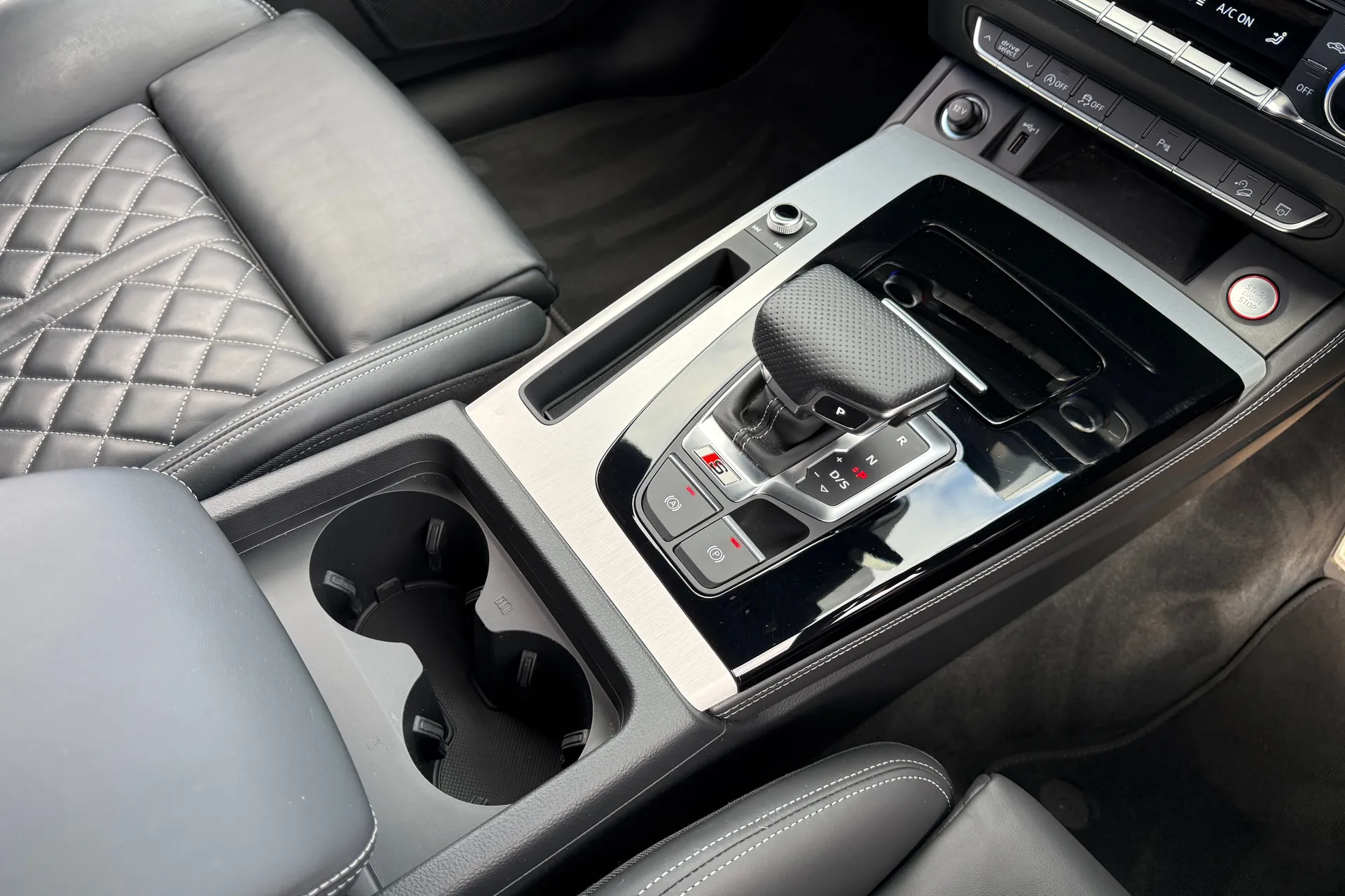 Audi Q5 thumbnail image number 42