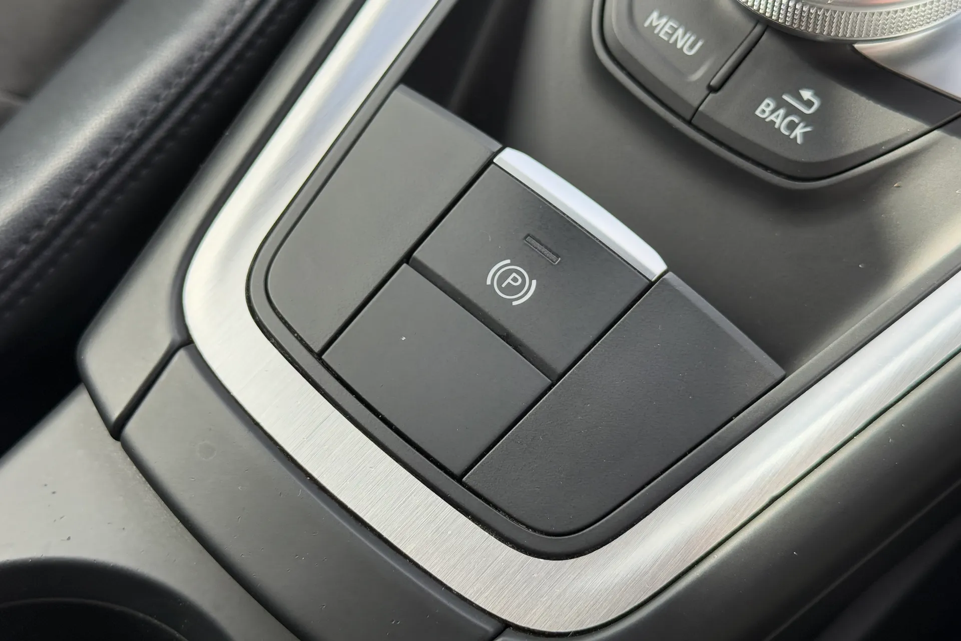 Audi TT thumbnail image number 27