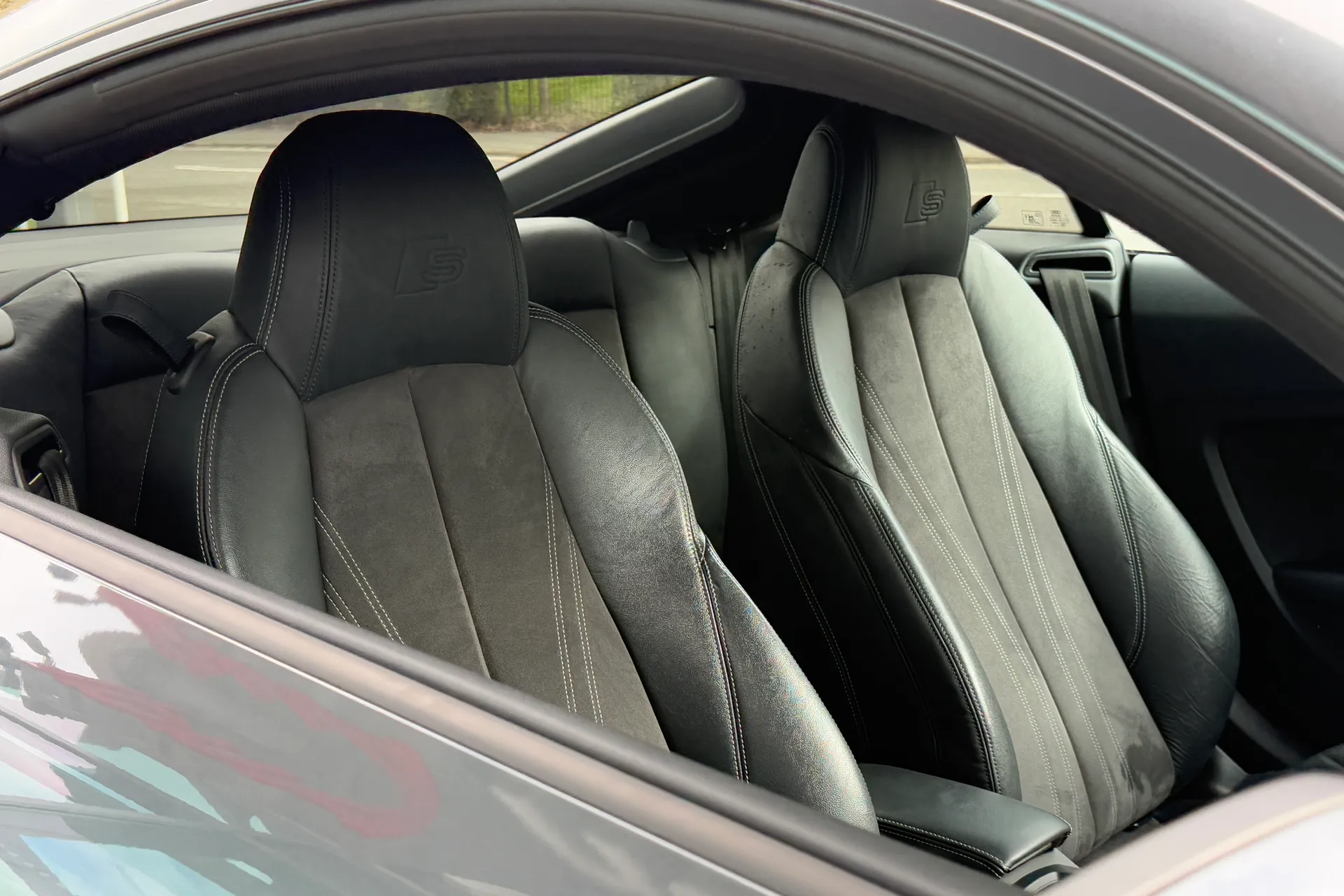 Audi TT thumbnail image number 34