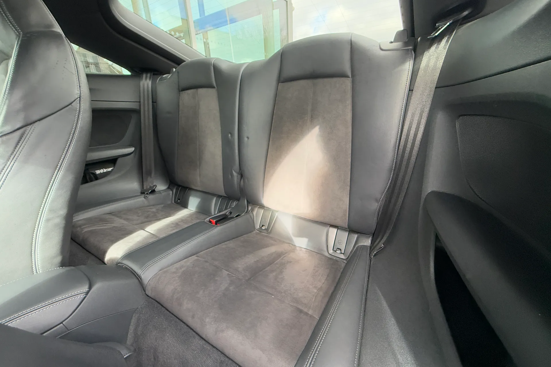 Audi TT thumbnail image number 46