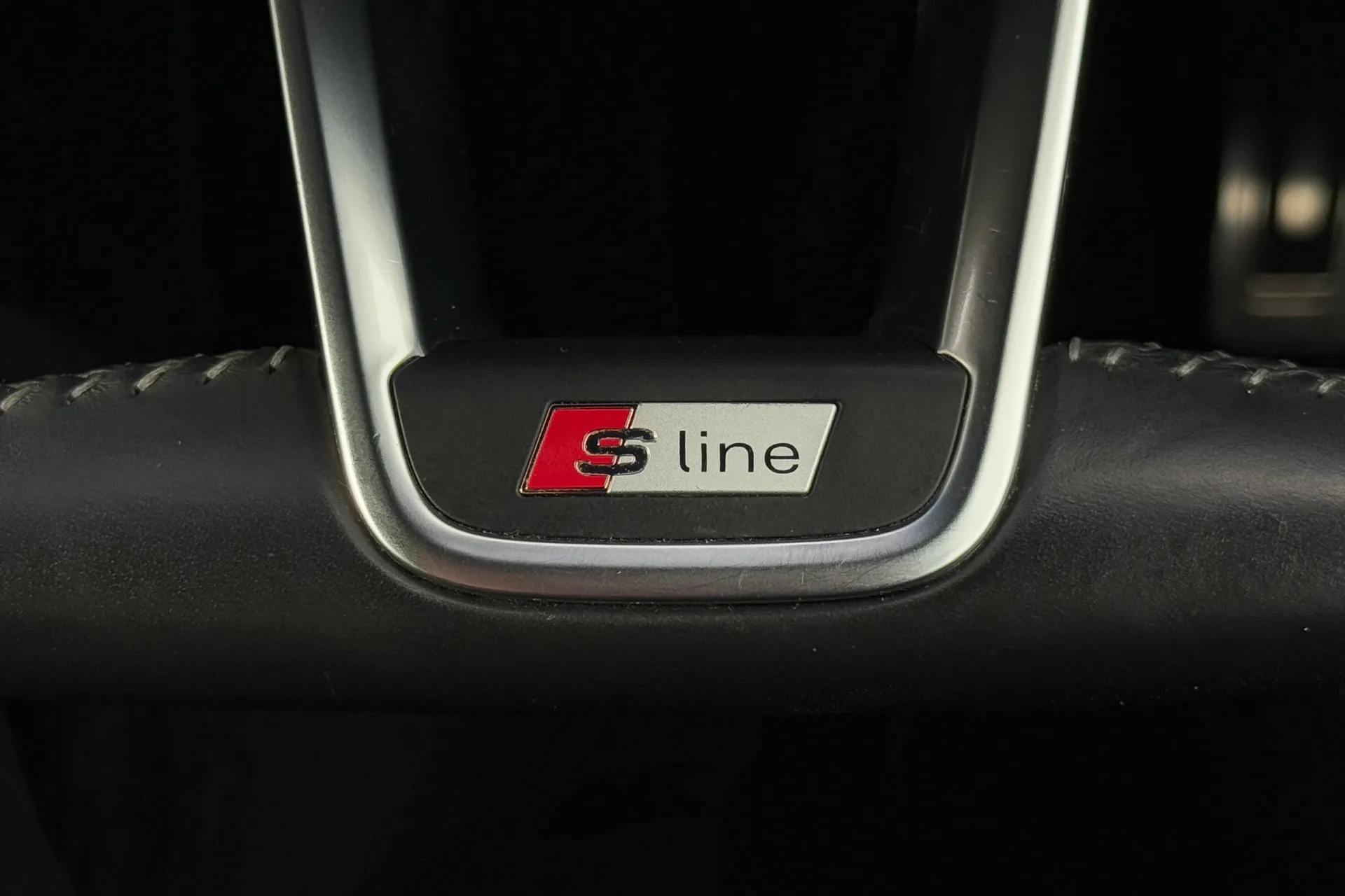 Audi TT thumbnail image number 9