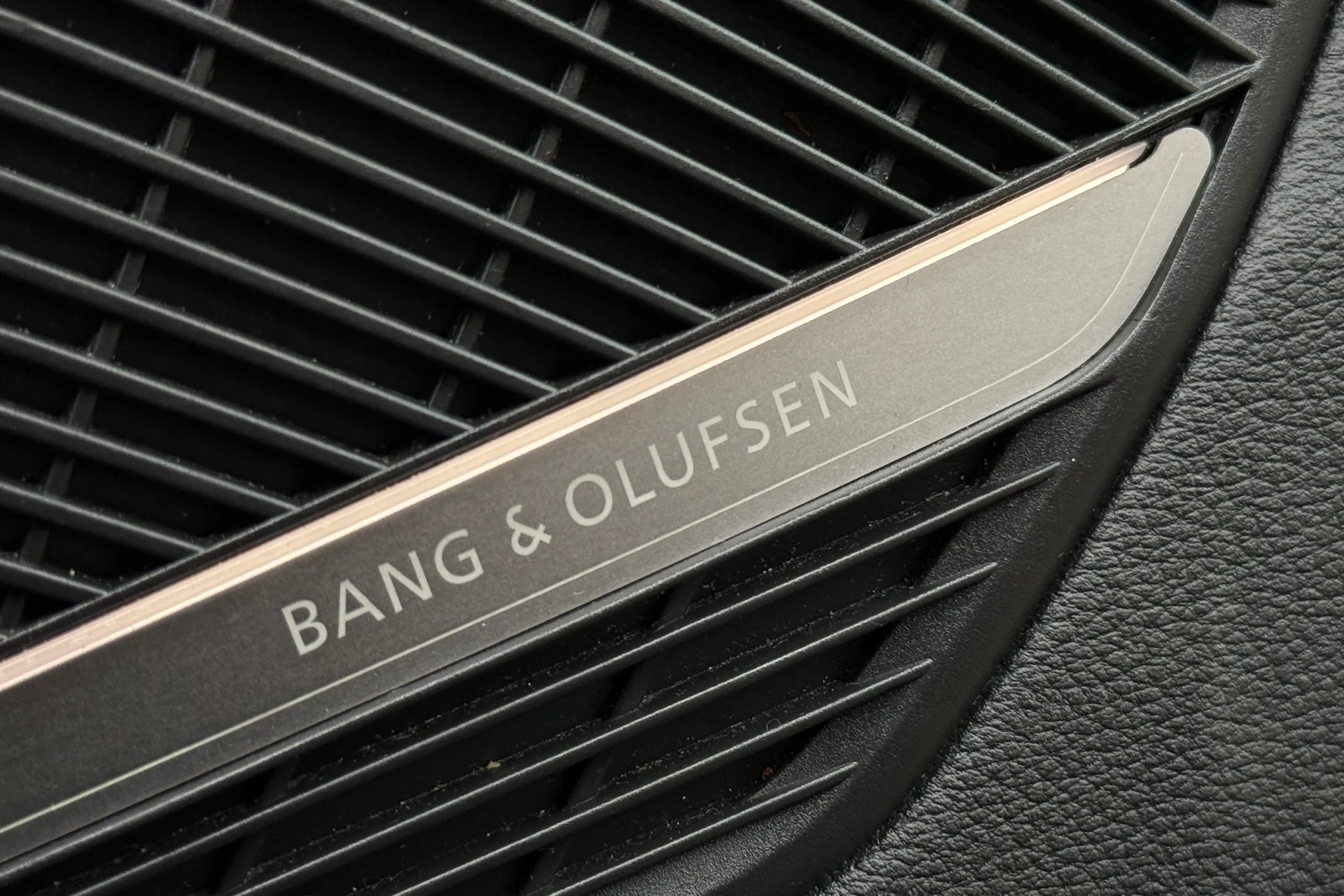 Audi RS4 thumbnail image number 31