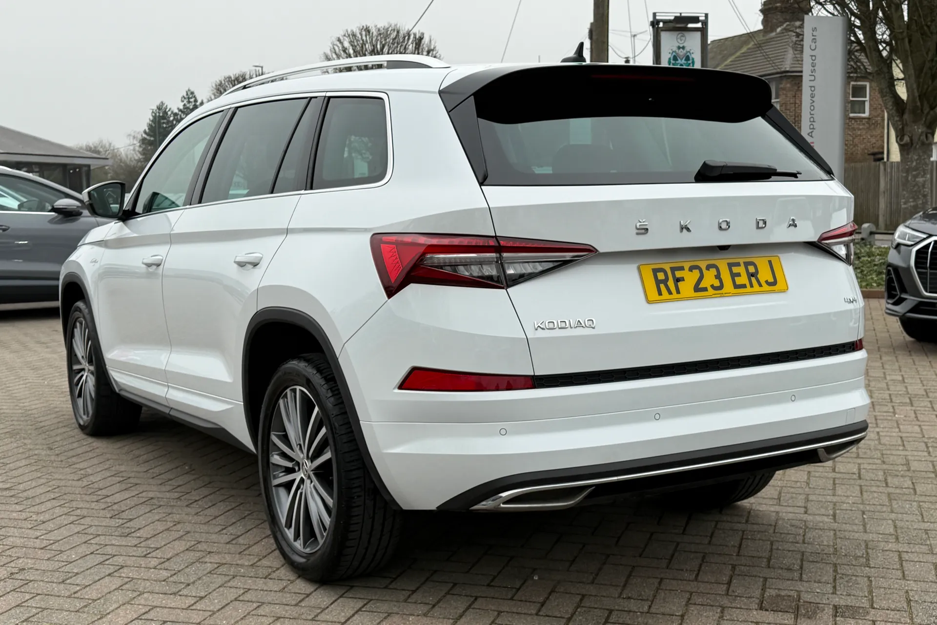 SKODA KODIAQ thumbnail image number 38