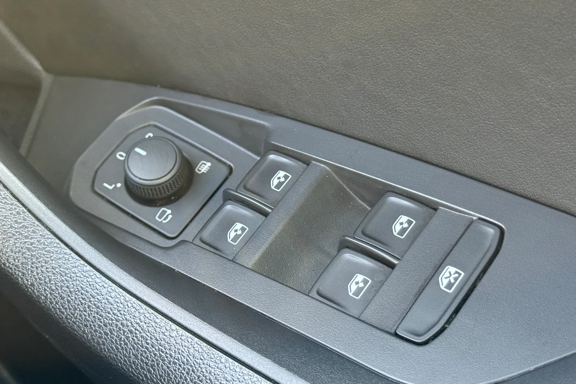 SKODA KODIAQ thumbnail image number 20