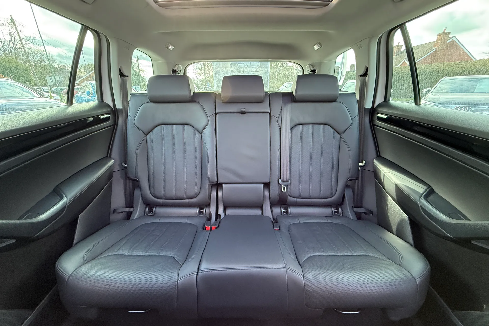 SKODA KODIAQ thumbnail image number 43