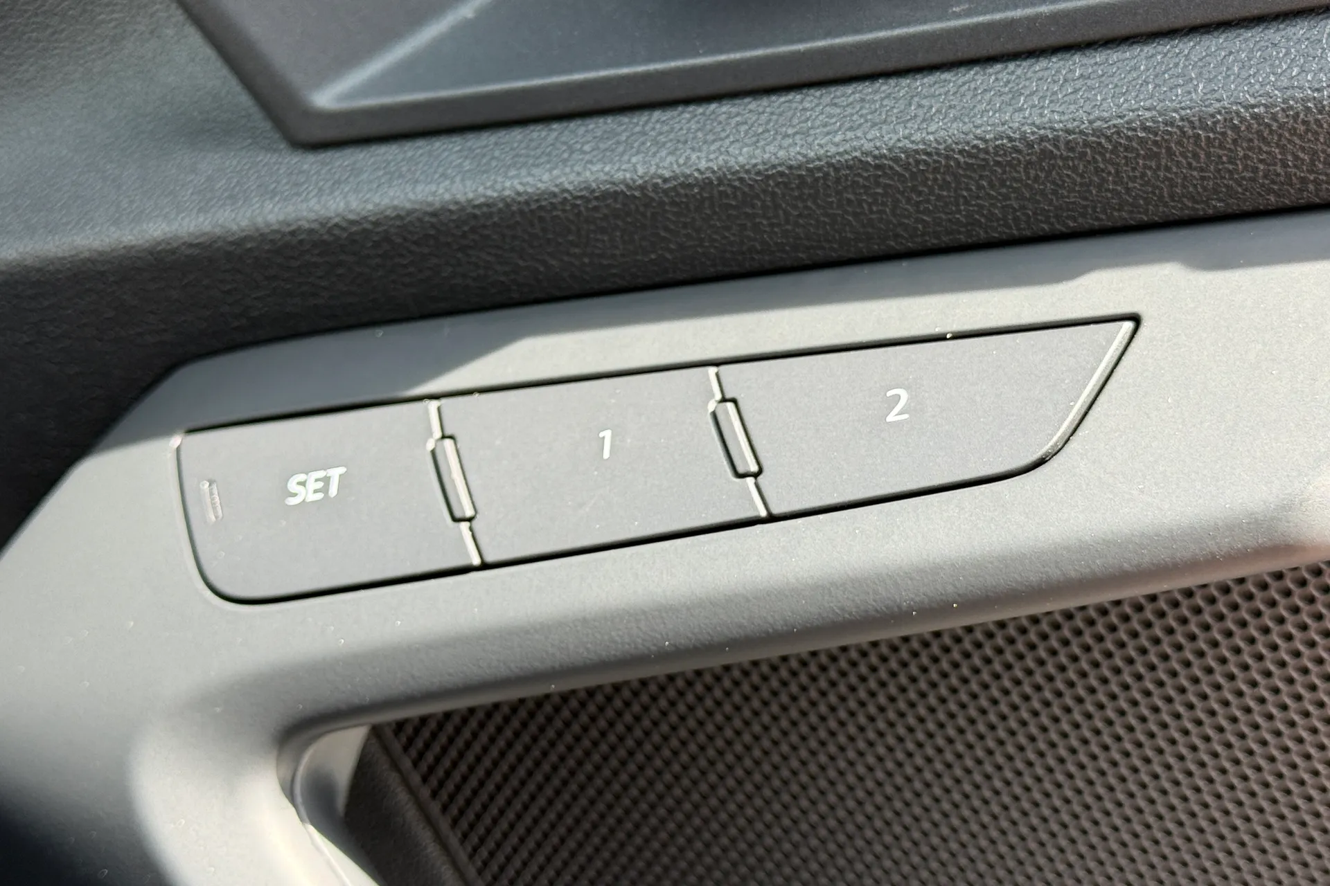 Audi A3 thumbnail image number 19
