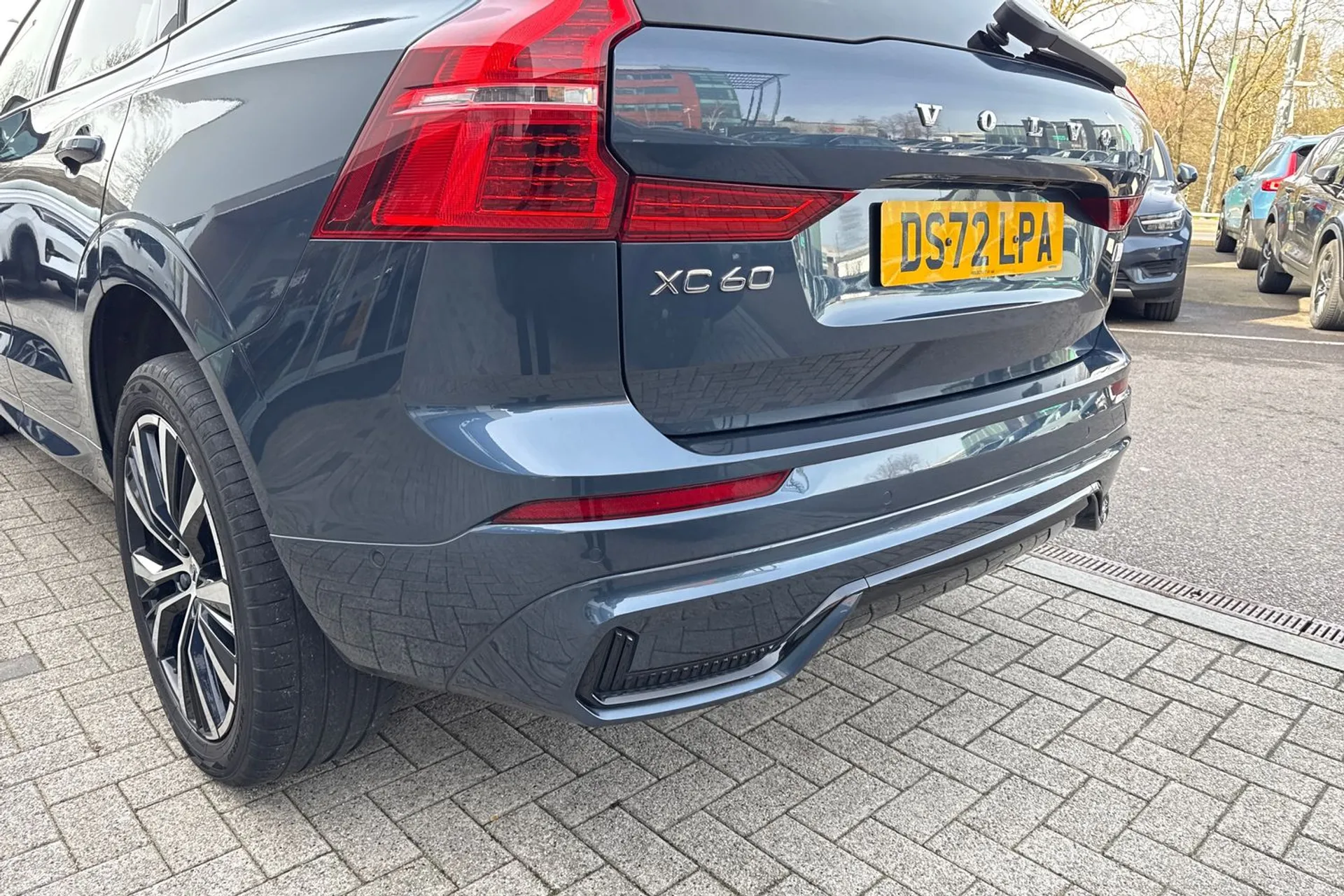 Volvo XC60 thumbnail image number 18