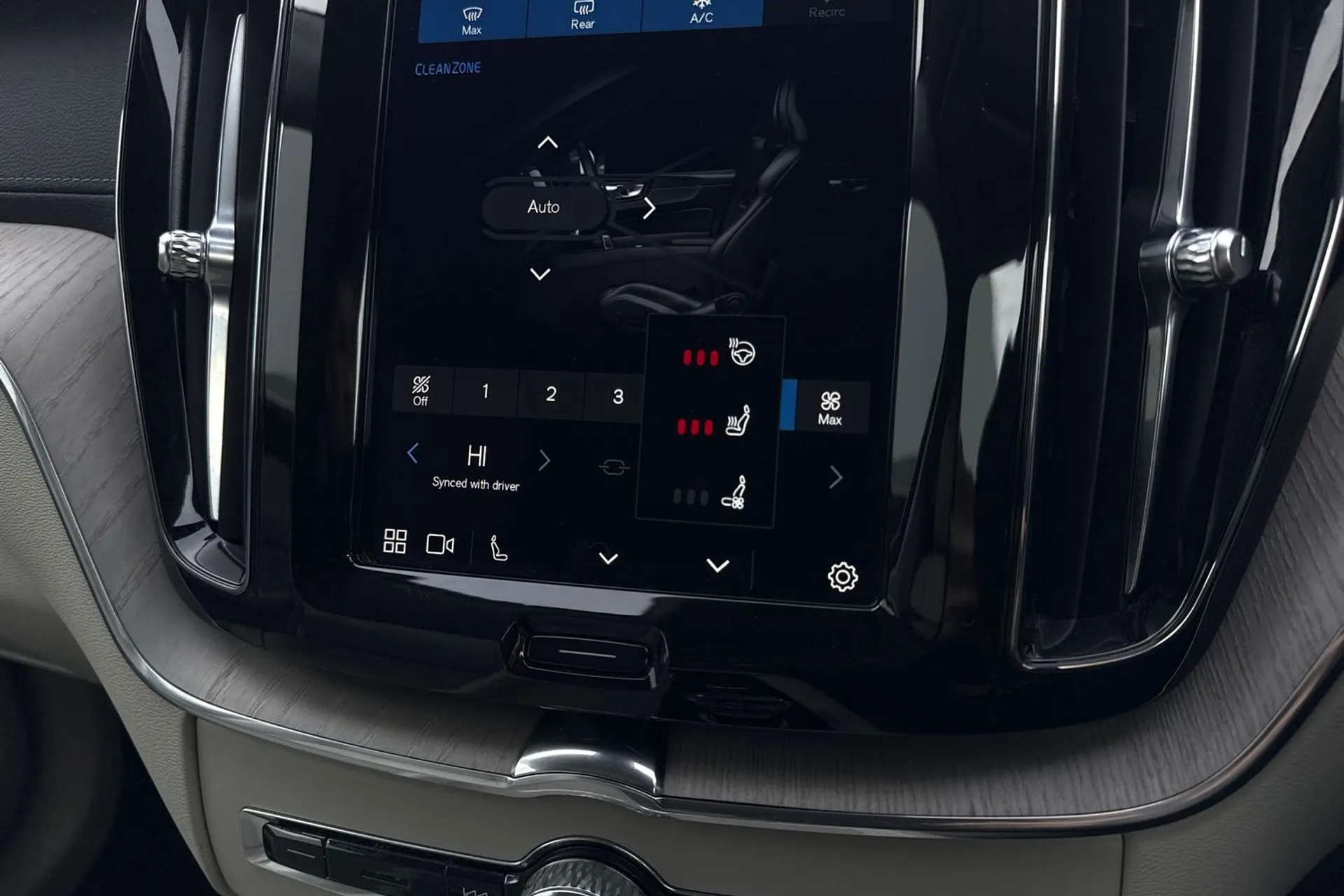 Volvo XC60 thumbnail image number 40