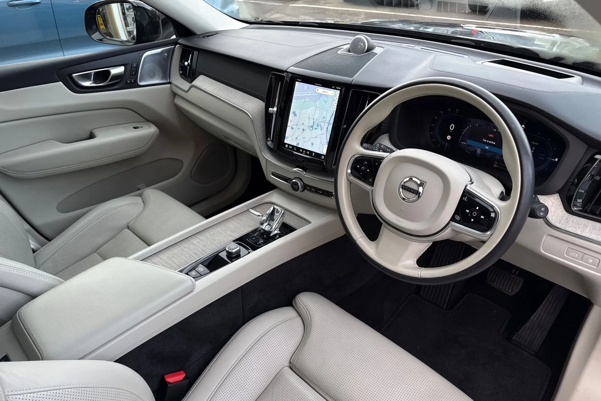 Volvo XC60 thumbnail image number 6