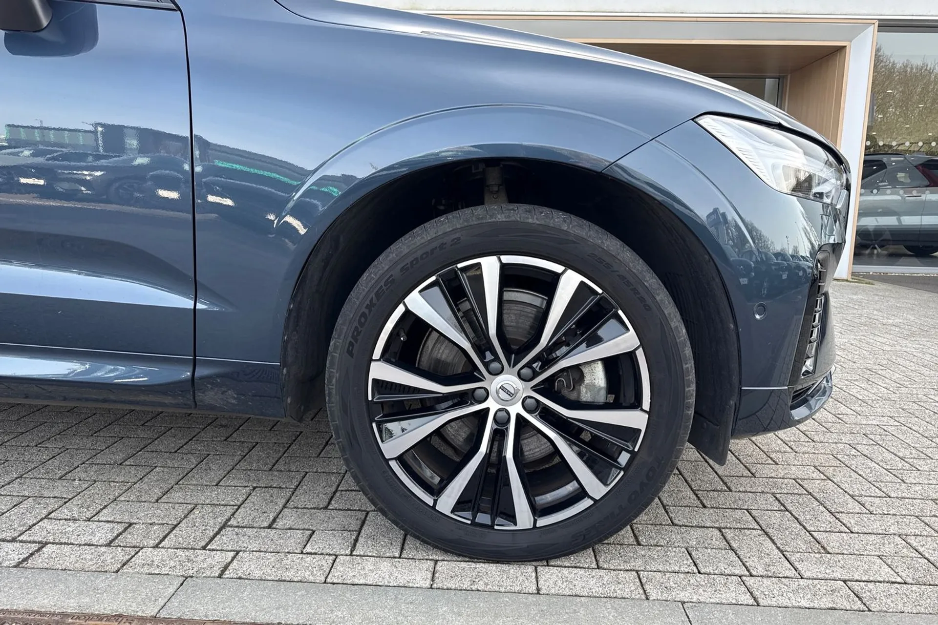 Volvo XC60 thumbnail image number 14