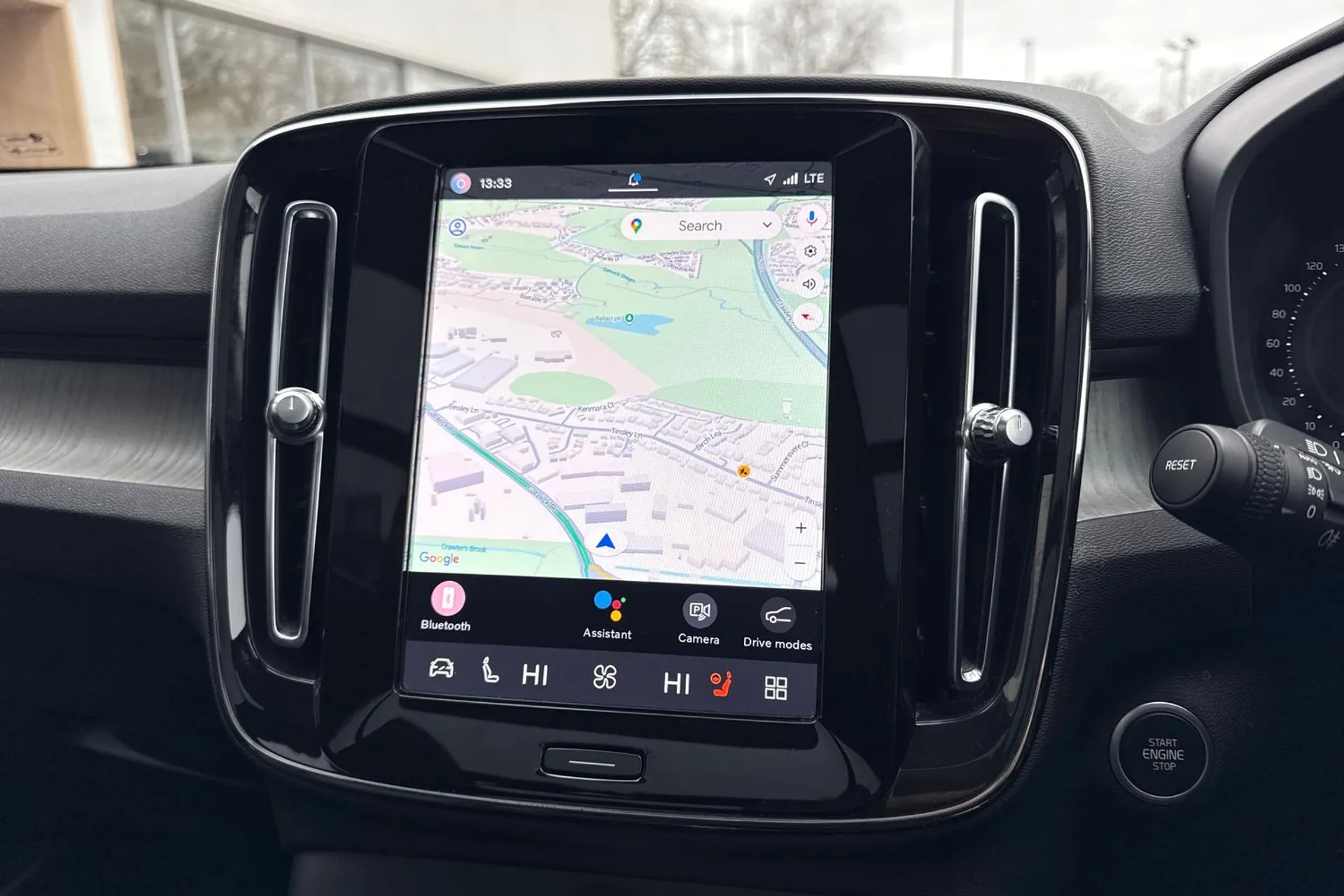 Volvo XC40 thumbnail image number 5