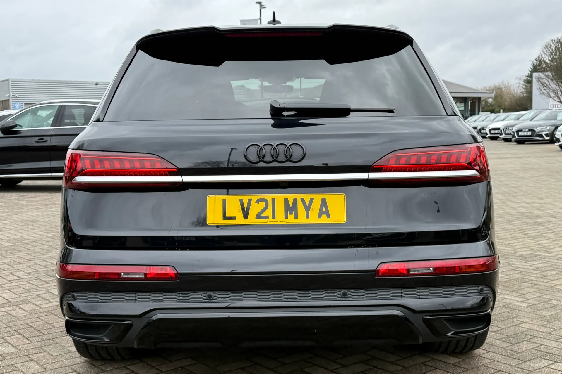 Audi Q7 thumbnail image number 45