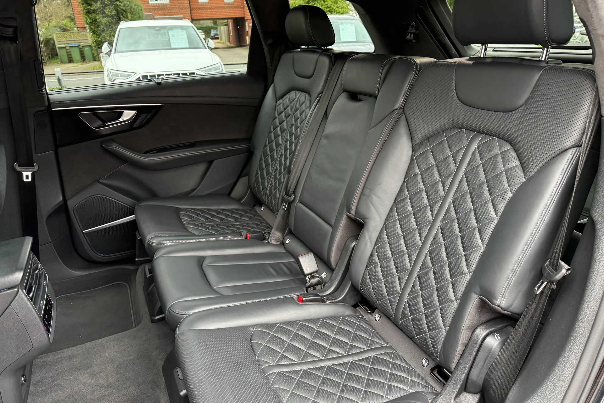 Audi Q7 thumbnail image number 58