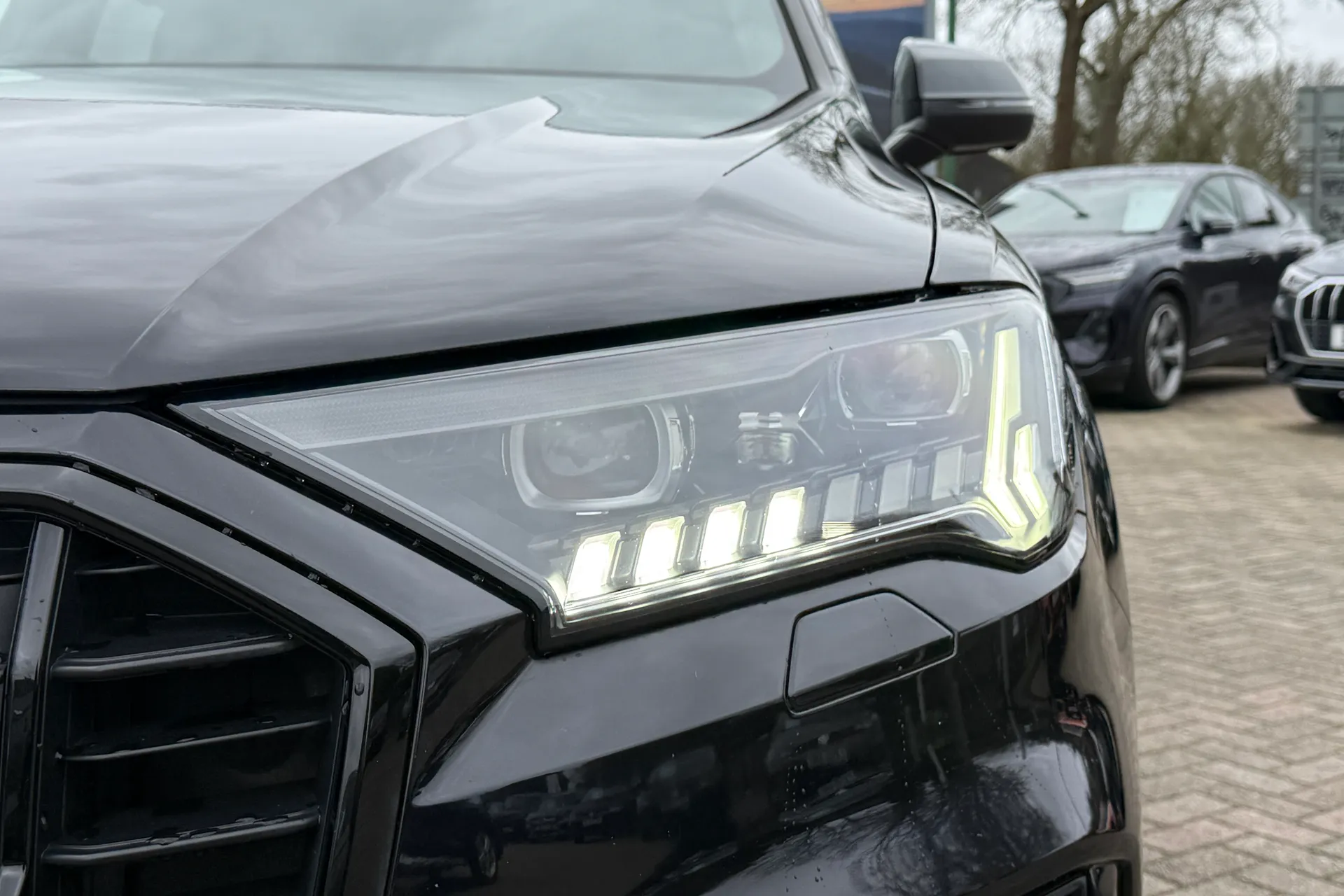 Audi Q7 thumbnail image number 70