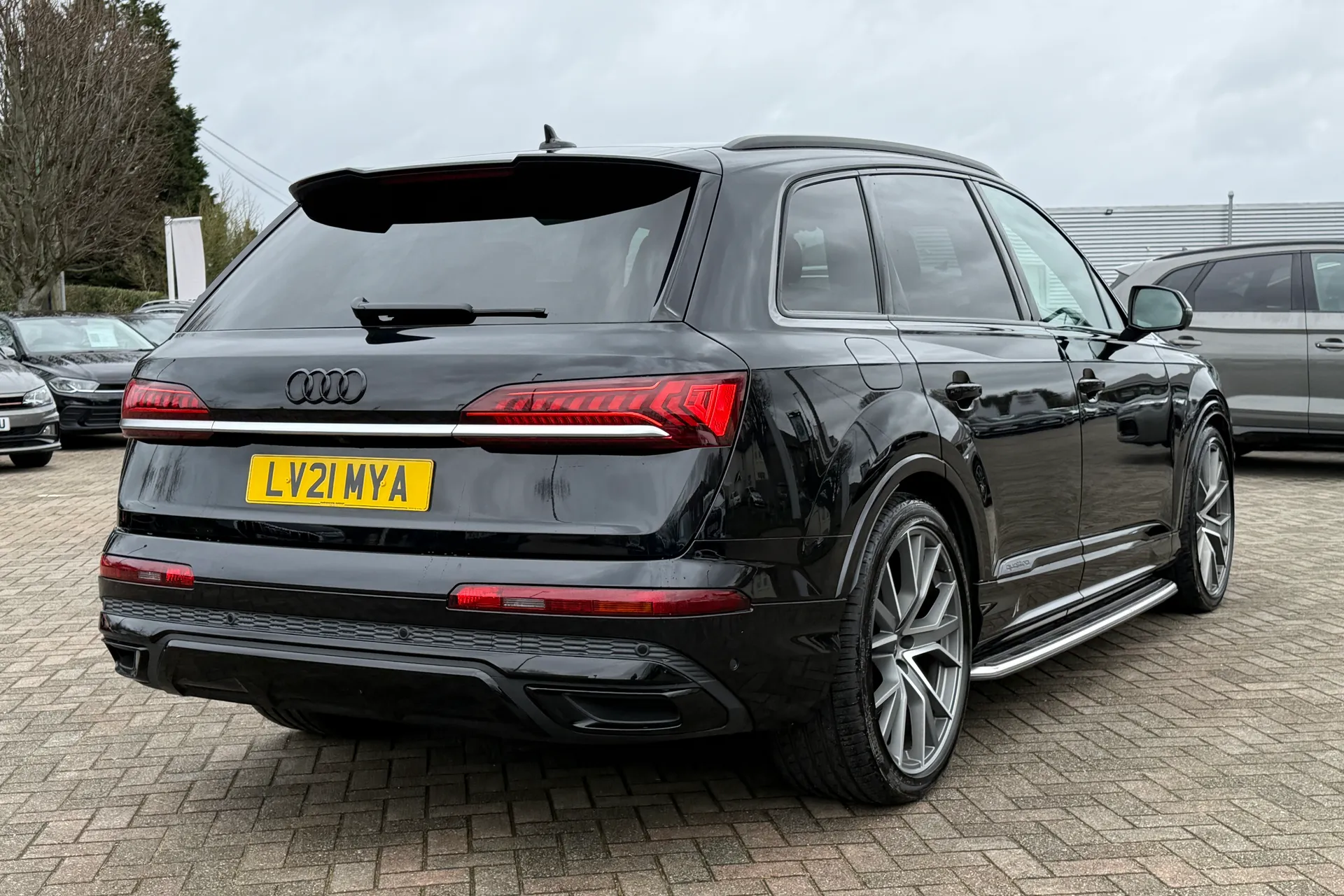 Audi Q7 thumbnail image number 44