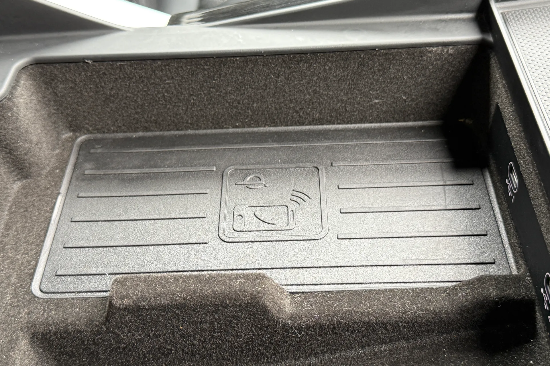 Audi Q7 thumbnail image number 23