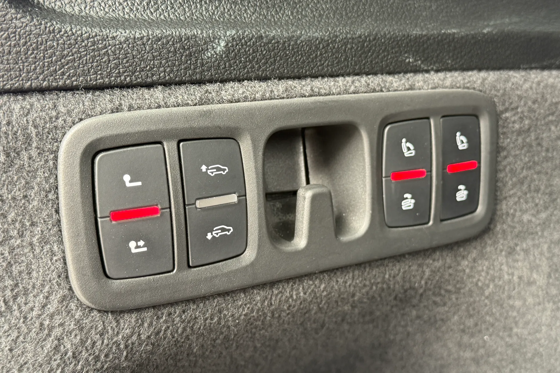 Audi Q7 thumbnail image number 50