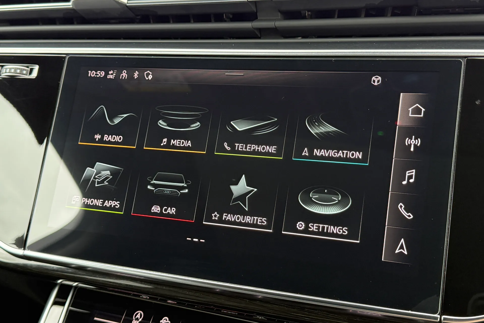 Audi Q7 thumbnail image number 19