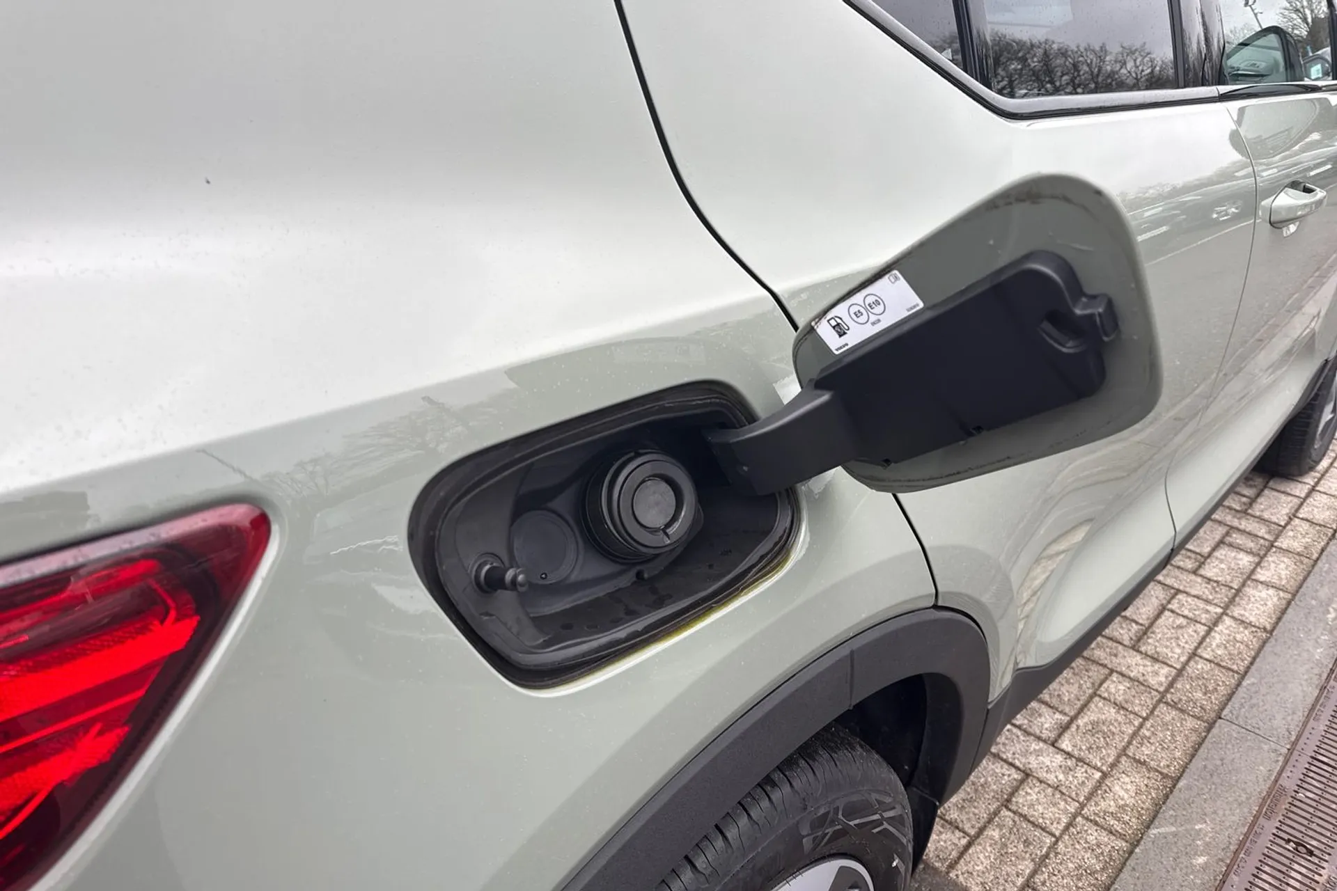 Volvo XC40 thumbnail image number 19