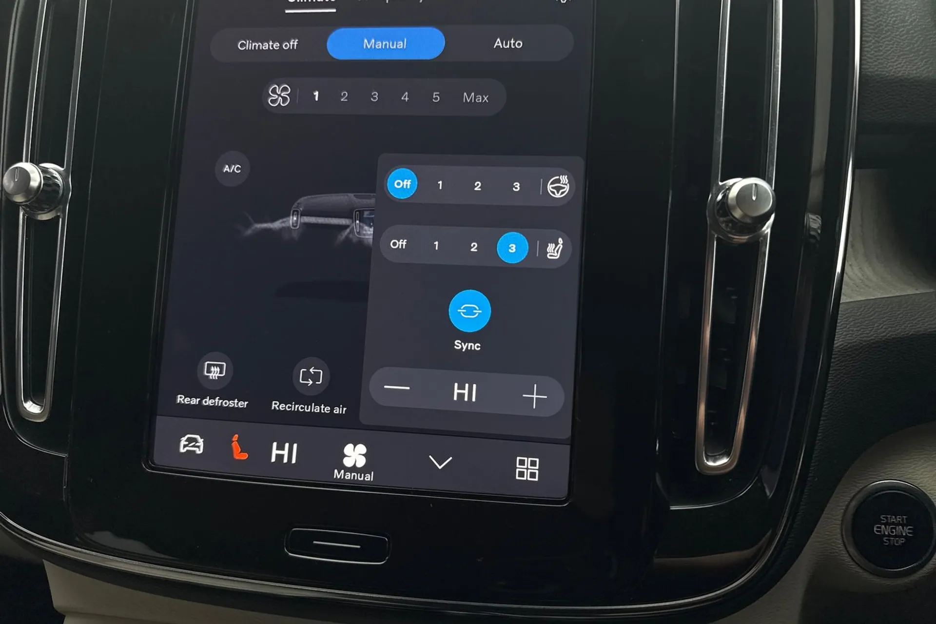 Volvo XC40 thumbnail image number 39