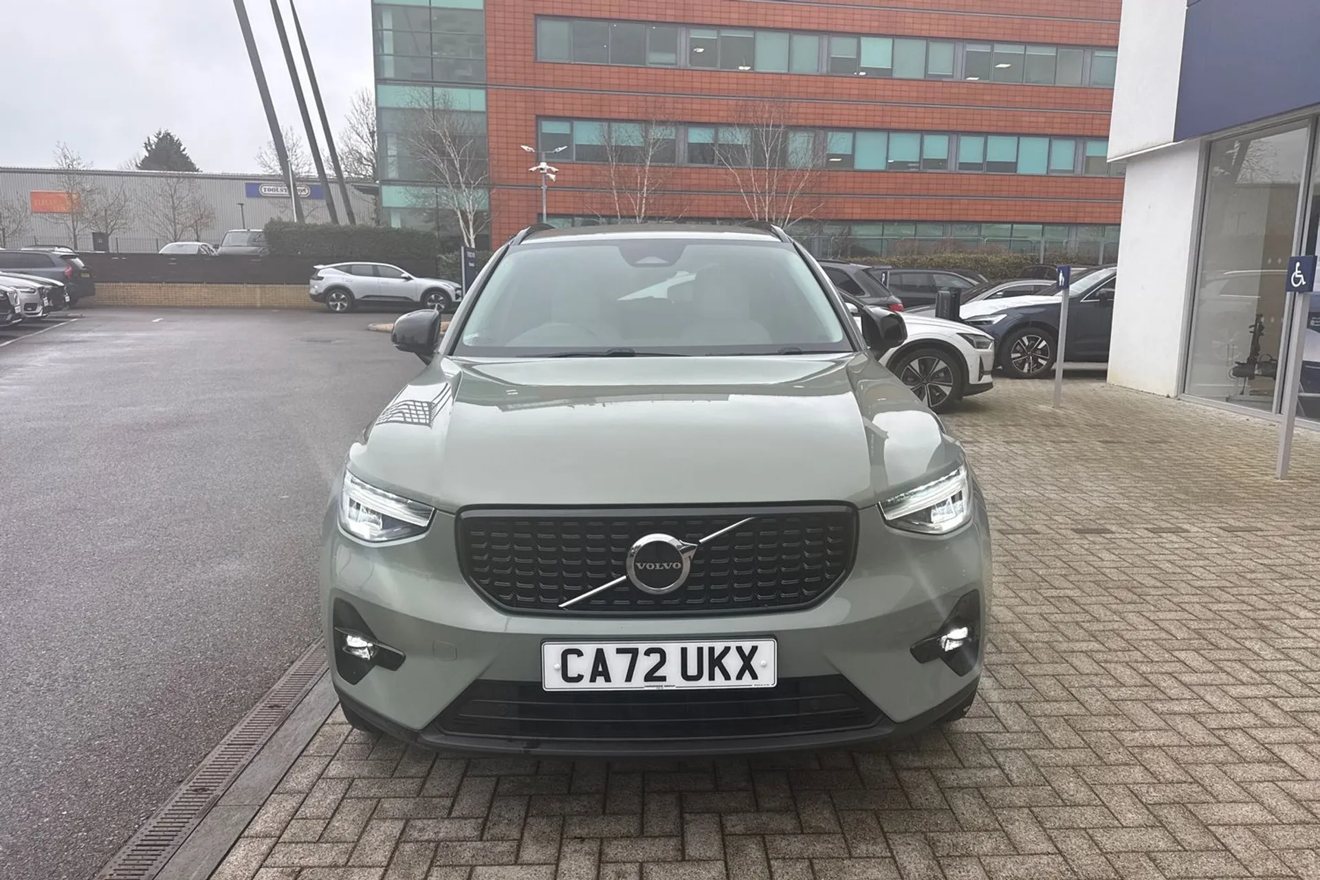 Volvo XC40 thumbnail image number 13