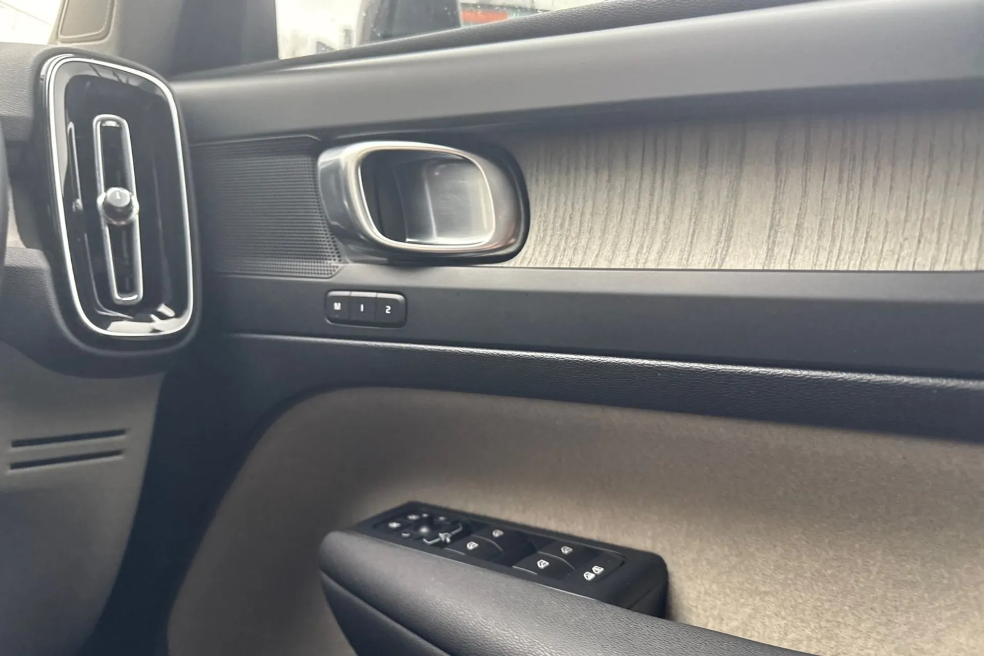 Volvo XC40 thumbnail image number 41