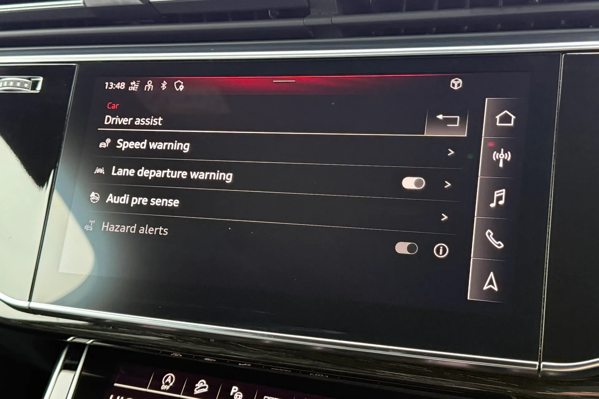 Audi Q7 thumbnail image number 11